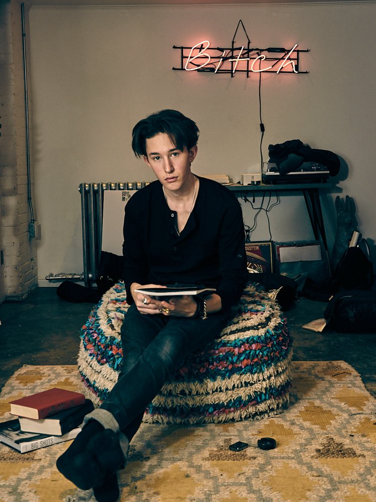 18AUG06_Creative_Keomi006